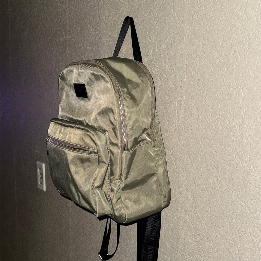 Steve Madden Backpack - Picture 5 of 8